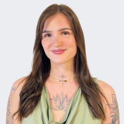 Laura_10x15_Neutral 2